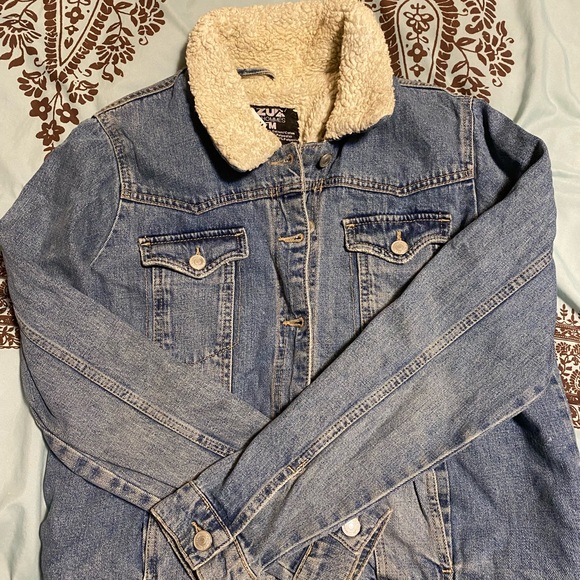 NWT - Azur Lined Jean Jacket - Size M - Picture 8 of 8